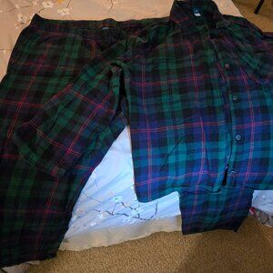 Old Navy Blue and green flannel pajamas